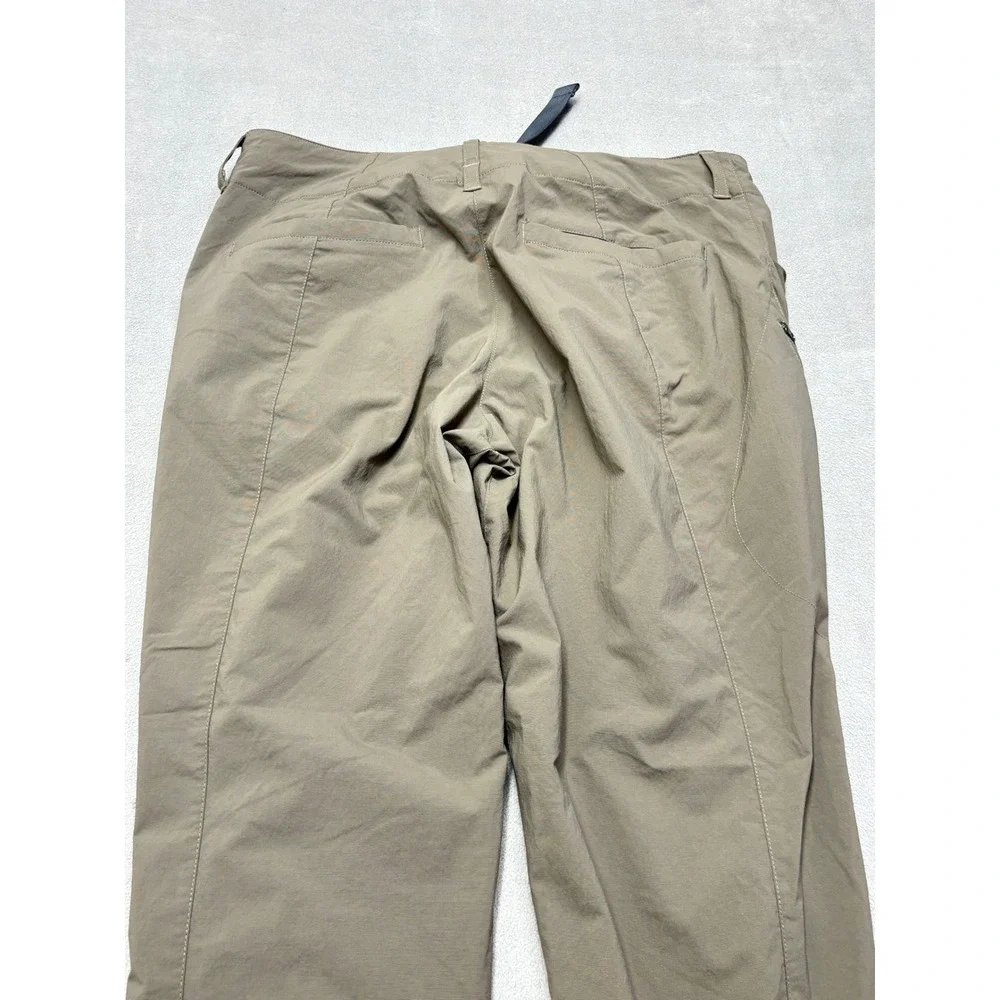 The North Face Mens NF0A2WL7 Paramount Trail Pants Taupe Brown 34 Short Hiking